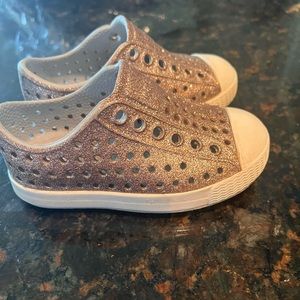 Gold glitter native shoes